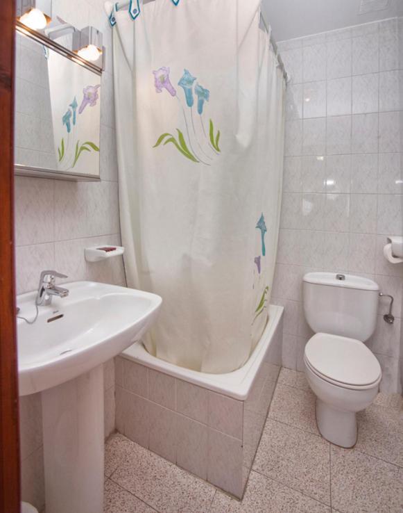 Hotel La Paz Лянес Екстериор снимка